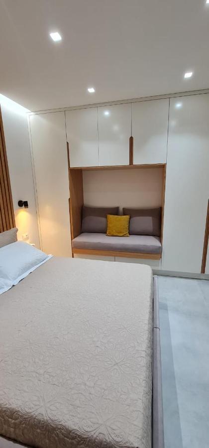 דירות סרנדה Luxurious Apartament מראה חיצוני תמונה